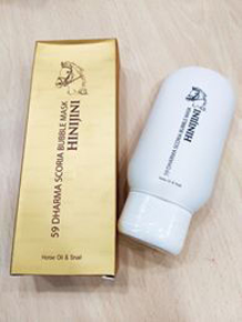 Picture for category Moisturizers