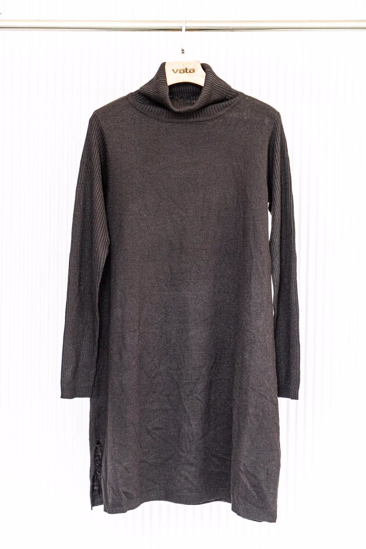 Picture of Long Neck Woolen Dresh