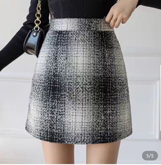 Picture of Check Skirt