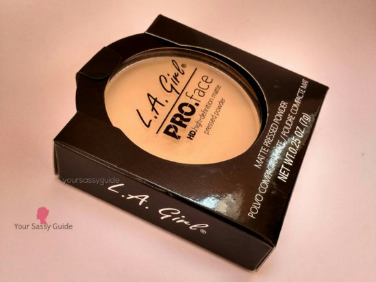 Picture of La Girl Pro Face Pressed Powder - Creamy Natural